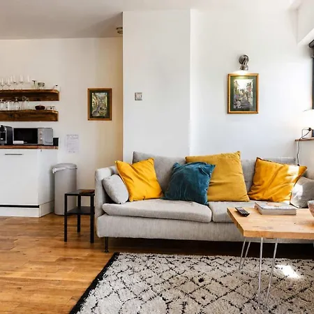 Apartment Bohemian 2 Bedroom Flat With Fantastic Views