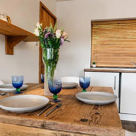 Apartment Bohemian 2 Bedroom Flat With Fantastic Views Bristol