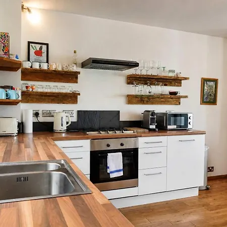 Bohemian 2 Bedroom Flat With Fantastic Views Apartment Bristol